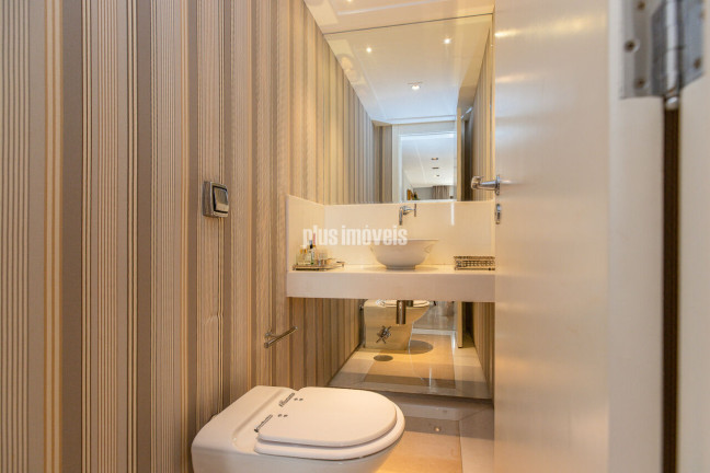Imagem Apartamento com 3 Quartos à Venda, 232 m² em Moema - São Paulo Imagem Apartamento com 3 Quartos à Venda, 232 m² em Moema - São Paulo
