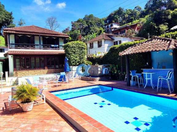 Casa com 3 Quartos à Venda, 232 m² em Duarte Silveira - Petrópolis