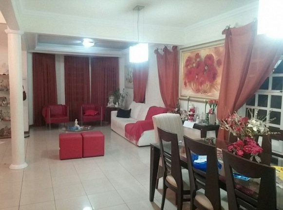 Imagem Casa com 4 Quartos à Venda, 350 m² em Vila Branca - Jacareí Imagem Casa com 4 Quartos à Venda, 350 m² em Vila Branca - Jacareí