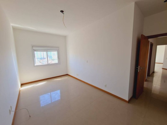 Imagem Apartamento com 3 Quartos à Venda, 140 m²
