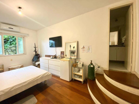 Imagem Casa com 4 Quartos à Venda, 548 m² em Itaipu - Niterói Imagem Casa com 4 Quartos à Venda, 548 m² em Itaipu - Niterói