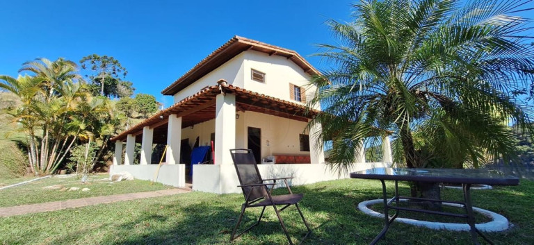 Chácara com 2 Quartos à Venda, 450 m² em Varginha - Paraibuna