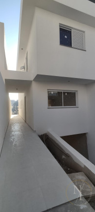 Imagem Casa com 3 Quartos à Venda, 194 m² em Jardim Dourado - Guarulhos Imagem Casa com 3 Quartos à Venda, 194 m² em Jardim Dourado - Guarulhos