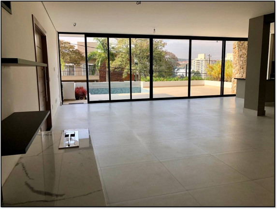 Imagem Casa com 4 Quartos à Venda, 390 m² em Alphaville - Santana De Parnaíba Imagem Casa com 4 Quartos à Venda, 390 m² em Alphaville - Santana De Parnaíba
