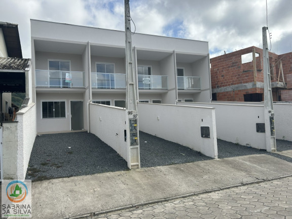 Sobrado com 2 Quartos à Venda, 82 m² em Itoupavazinha - Blumenau