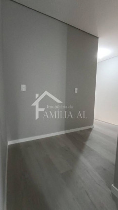 Imagem Casa com 3 Quartos à Venda, 142 m² em Bom Retiro - Joinville Imagem Casa com 3 Quartos à Venda, 142 m² em Bom Retiro - Joinville