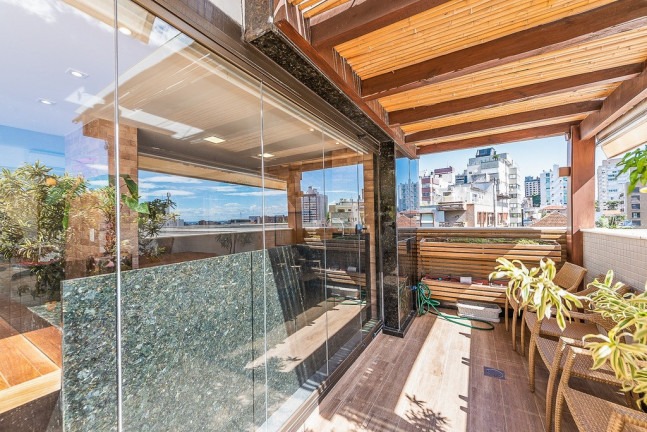 Imagem Apartamento com 3 Quartos à Venda, 203 m² em Rio Branco - Porto Alegre