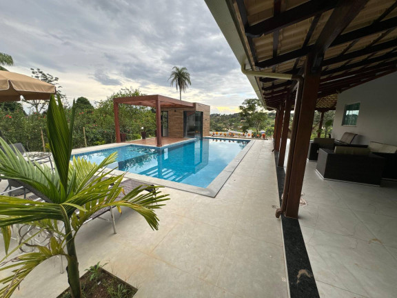 Imagem Casa com 4 Quartos à Venda, 570 m² em Condomínio Rancho Grande - Mateus Leme