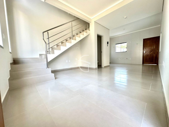 Casa com 3 Quartos à Venda, 119 m² em Bom Retiro - Joinville