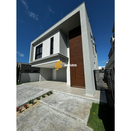 Imagem Casa com 3 Quartos à Venda, 251 m² em Caledônia - Camboriú Imagem Casa com 3 Quartos à Venda, 251 m² em Caledônia - Camboriú