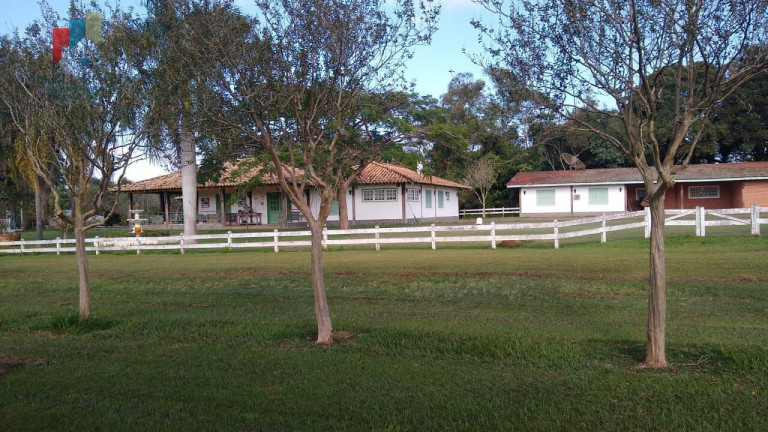 Imagem Imóvel com 4 Quartos à Venda, 336.380 m² em Centro - Tatuí Imagem Imóvel com 4 Quartos à Venda, 336.380 m² em Centro - Tatuí