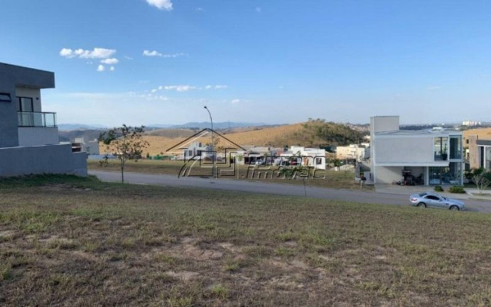 Imóvel à Venda, 478 m² em Urbanova - São José Dos Campos