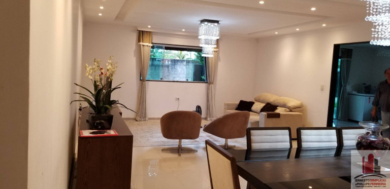 Imagem Casa com 3 Quartos à Venda, 260 m² em Aldeia Dos Camarás - Camaragibe Imagem Casa com 3 Quartos à Venda, 260 m² em Aldeia Dos Camarás - Camaragibe