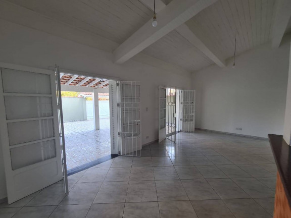 Imagem Casa com 4 Quartos à Venda, 310 m² em Centro - Ubatuba Imagem Casa com 4 Quartos à Venda, 310 m² em Centro - Ubatuba