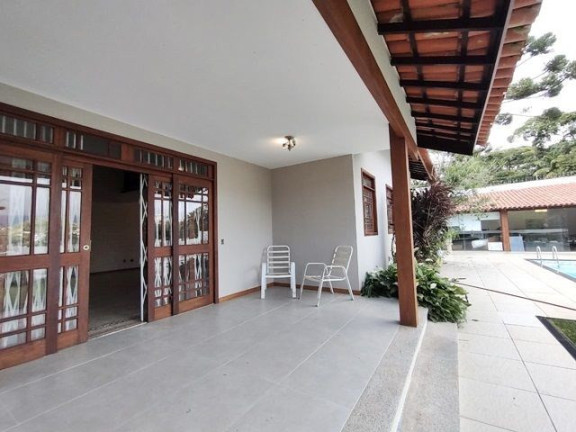 Imagem Casa com 3 Quartos à Venda, 280 m² em Tijuca - Teresópolis