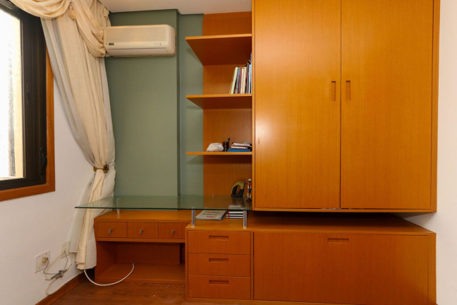 Imagem Apartamento com 2 Quartos à Venda, 67 m² em Cidade Baixa - Porto Alegre Imagem Apartamento com 2 Quartos à Venda, 67 m² em Cidade Baixa - Porto Alegre