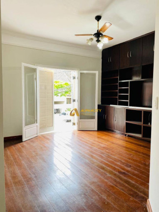 Imagem Casa com 4 Quartos à Venda, 395 m² em Alphaville - Santana De Parnaíba Imagem Casa com 4 Quartos à Venda, 395 m² em Alphaville - Santana De Parnaíba
