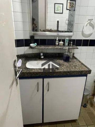 Imagem Casa com 3 Quartos à Venda, 360 m² em Cordeiro - Recife