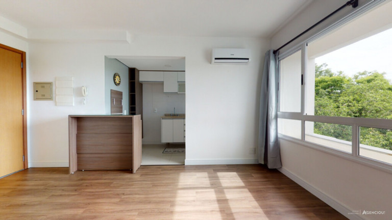 Imagem Imóvel com 2 Quartos à Venda, 50 m² em Tristeza - Porto Alegre Imagem Imóvel com 2 Quartos à Venda, 50 m² em Tristeza - Porto Alegre
