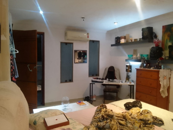 Imagem Casa com 2 Quartos à Venda, 160 m² em Campo Grande - Rio De Janeiro Imagem Casa com 2 Quartos à Venda, 160 m² em Campo Grande - Rio De Janeiro