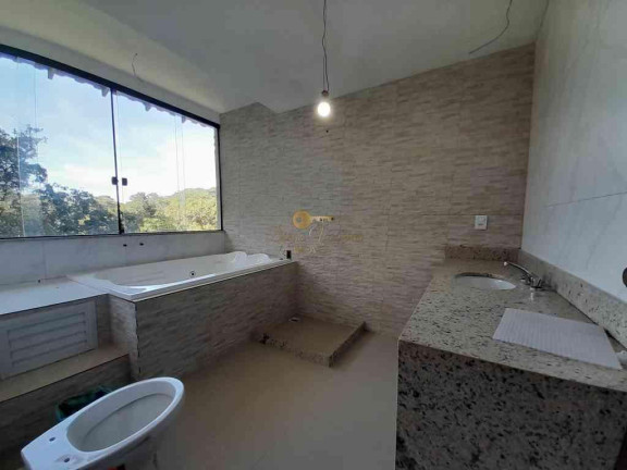 Imagem Casa com 4 Quartos à Venda, 2.400 m² em Três Córregos - Teresópolis
