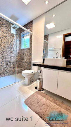 Imagem Casa com 8 Quartos à Venda, 281 m² em Juqueí - São Sebastião Imagem Casa com 8 Quartos à Venda, 281 m² em Juqueí - São Sebastião