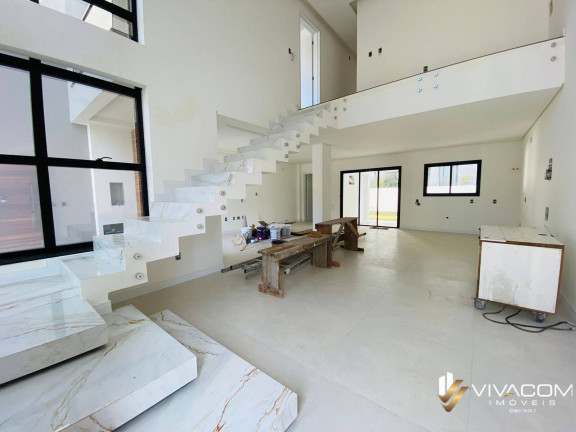 Imagem Casa com 3 Quartos à Venda, 184 m² em Deltaville - Biguaçu Imagem Casa com 3 Quartos à Venda, 184 m² em Deltaville - Biguaçu