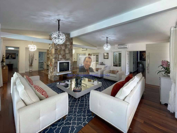 Imagem Casa com 4 Quartos à Venda, 850 m² em Vila Santo Antônio - Cotia Imagem Casa com 4 Quartos à Venda, 850 m² em Vila Santo Antônio - Cotia