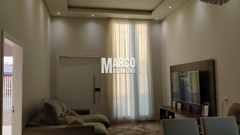 Imagem Casa com 3 Quartos para Alugar, 360 m² em Centro - Balneário Barra Do Sul