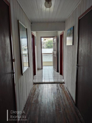 Imagem Casa com 8 Quartos à Venda, 264 m² em Centro - Balneário Camboriú Imagem Casa com 8 Quartos à Venda, 264 m² em Centro - Balneário Camboriú