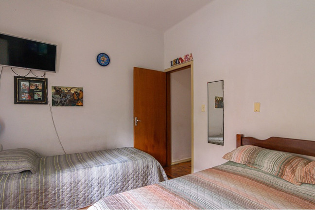 Imagem Casa com 4 Quartos à Venda, 250 m² em Cambuci - São Paulo Imagem Casa com 4 Quartos à Venda, 250 m² em Cambuci - São Paulo