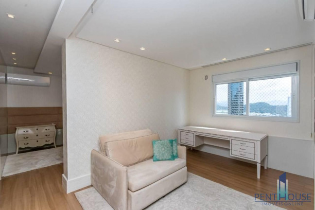 Imagem Apartamento com 4 Quartos à Venda, 237 m² em Centro - Balneário Camboriú