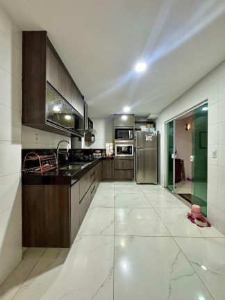 Imagem Casa com 3 Quartos à Venda, 300 m² em Porto Canoa - Serra Imagem Casa com 3 Quartos à Venda, 300 m² em Porto Canoa - Serra
