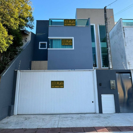 Imagem Sobrado com 3 Quartos à Venda, 180 m² em Praia Dos Amores - Balneário Camboriú Imagem Sobrado com 3 Quartos à Venda, 180 m² em Praia Dos Amores - Balneário Camboriú