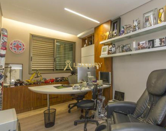 Imagem Imóvel com 4 Quartos à Venda, 421 m² em Vila Da Serra - Nova Lima