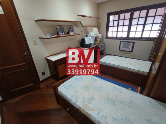 Imagem Casa com 3 Quartos à Venda, 340 m² em Vila Da Penha - Rio De Janeiro Imagem Casa com 3 Quartos à Venda, 340 m² em Vila Da Penha - Rio De Janeiro