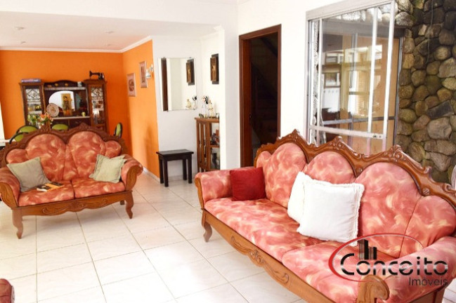 Imagem Casa com 9 Quartos à Venda, 420 m² em Jardim Samambaia - Ubatuba