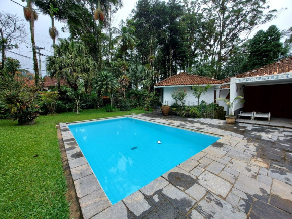 Casa com 6 Quartos à Venda, 410 m² em Granja Guarani - Teresópolis