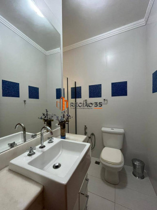 Imagem Casa com 3 Quartos à Venda, 220 m² em Jardim Centenário - Poços De Caldas Imagem Casa com 3 Quartos à Venda, 220 m² em Jardim Centenário - Poços De Caldas