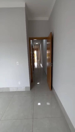 Imagem Casa com 3 Quartos à Venda, 105 m² em Residencial Recanto Do Bosque - Goiânia Imagem Casa com 3 Quartos à Venda, 105 m² em Residencial Recanto Do Bosque - Goiânia