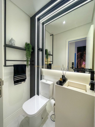 Imagem Apartamento com 3 Quartos à Venda, 125 m² em Centro - Balneário Camboriú Imagem Apartamento com 3 Quartos à Venda, 125 m² em Centro - Balneário Camboriú