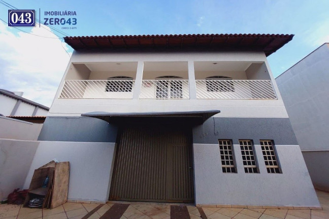 Casa com 4 Quartos à Venda, 360 m² em Cafezal - Londrina