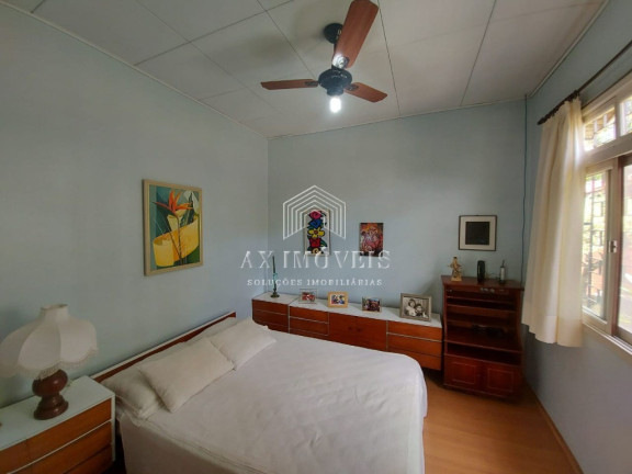 Imagem Casa com 3 Quartos à Venda, 190 m² em São Sebastião - Porto Alegre