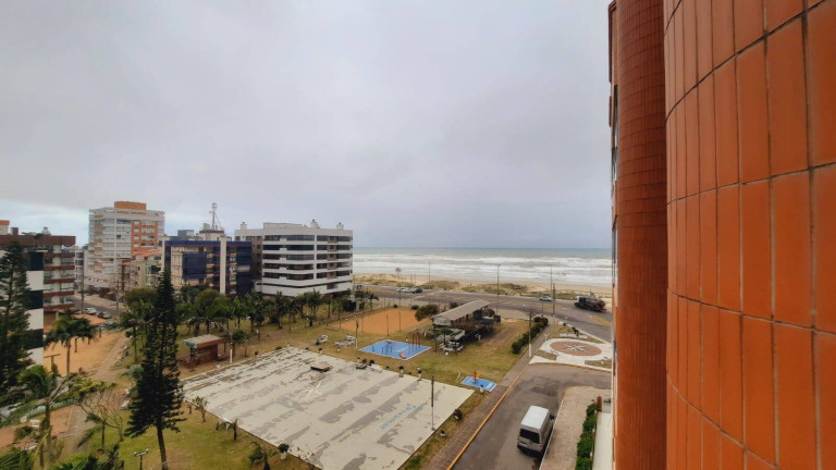 Imagem Apartamento com 2 Quartos à Venda, 91 m² em Centro - Capão Da Canoa