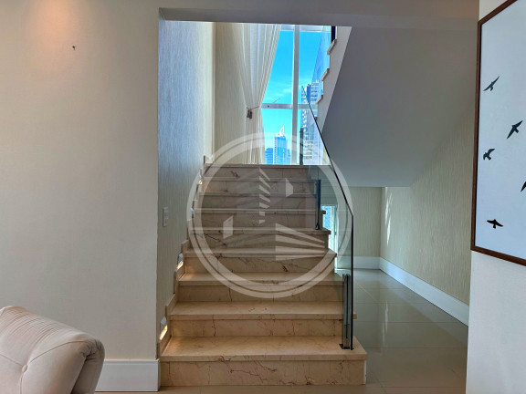 Imagem Apartamento com 4 Quartos à Venda, 240 m² em Centro - Balneário Camboriú