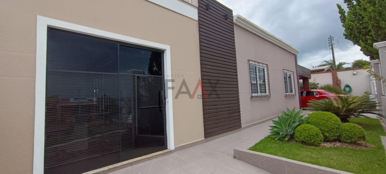 Casa com 4 Quartos à Venda, 255 m² em Boqueirão - Guarapuava