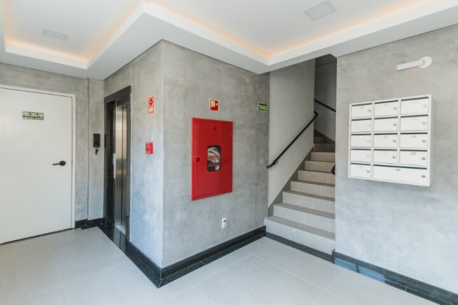 Imagem Apartamento com 1 Quarto à Venda, 43 m² em Petrópolis - Porto Alegre