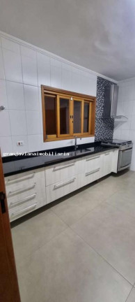 Imagem Casa à Venda, em Vila Velha - Carapicuíba Imagem Casa à Venda, em Vila Velha - Carapicuíba