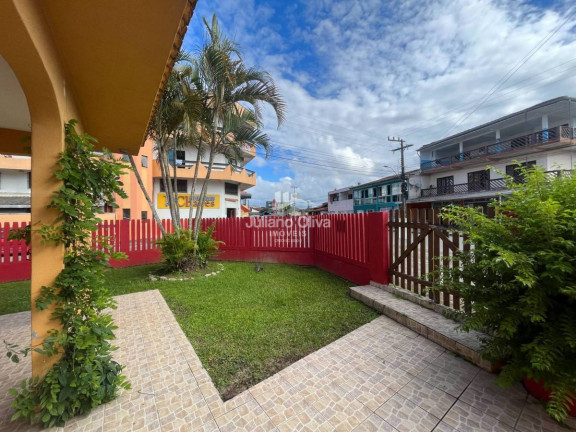 Imagem Casa com 3 Quartos à Venda, 165 m² em Itapema Do Norte - Itapoá Imagem Casa com 3 Quartos à Venda, 165 m² em Itapema Do Norte - Itapoá