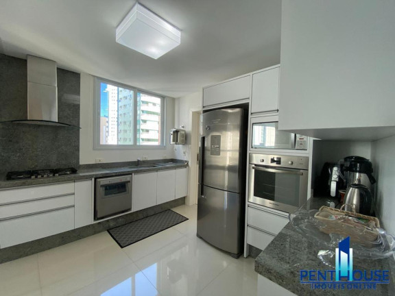 Imagem Apartamento com 3 Quartos à Venda, 133 m² em Centro - Balneário Camboriú Imagem Apartamento com 3 Quartos à Venda, 133 m² em Centro - Balneário Camboriú